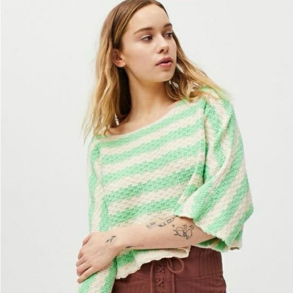NWT Urban Outfitters Brielle Cropped Dolman Sweater